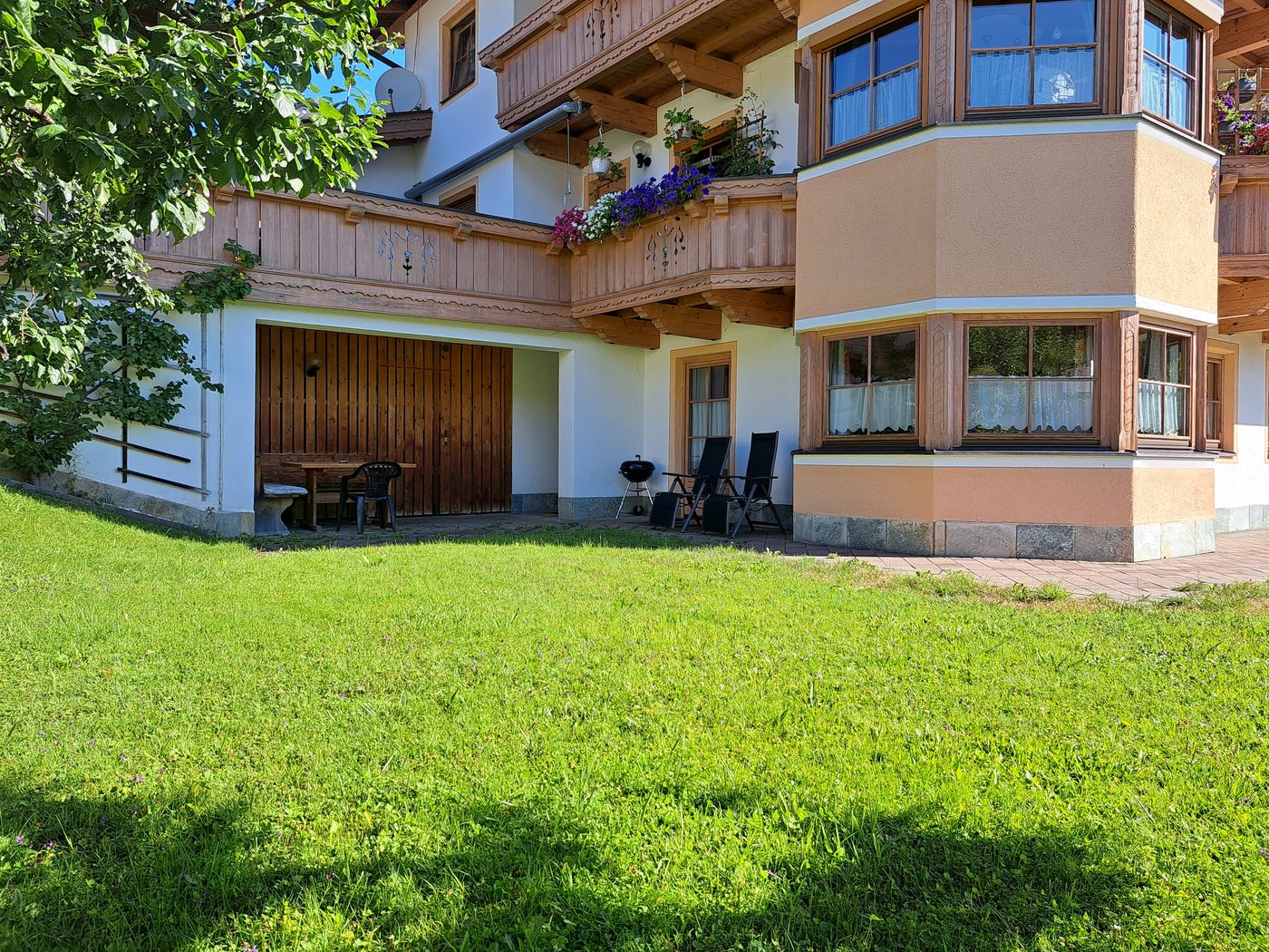 Die Ferienwohnung Roßkopf mit Garten in Oberau Tirol